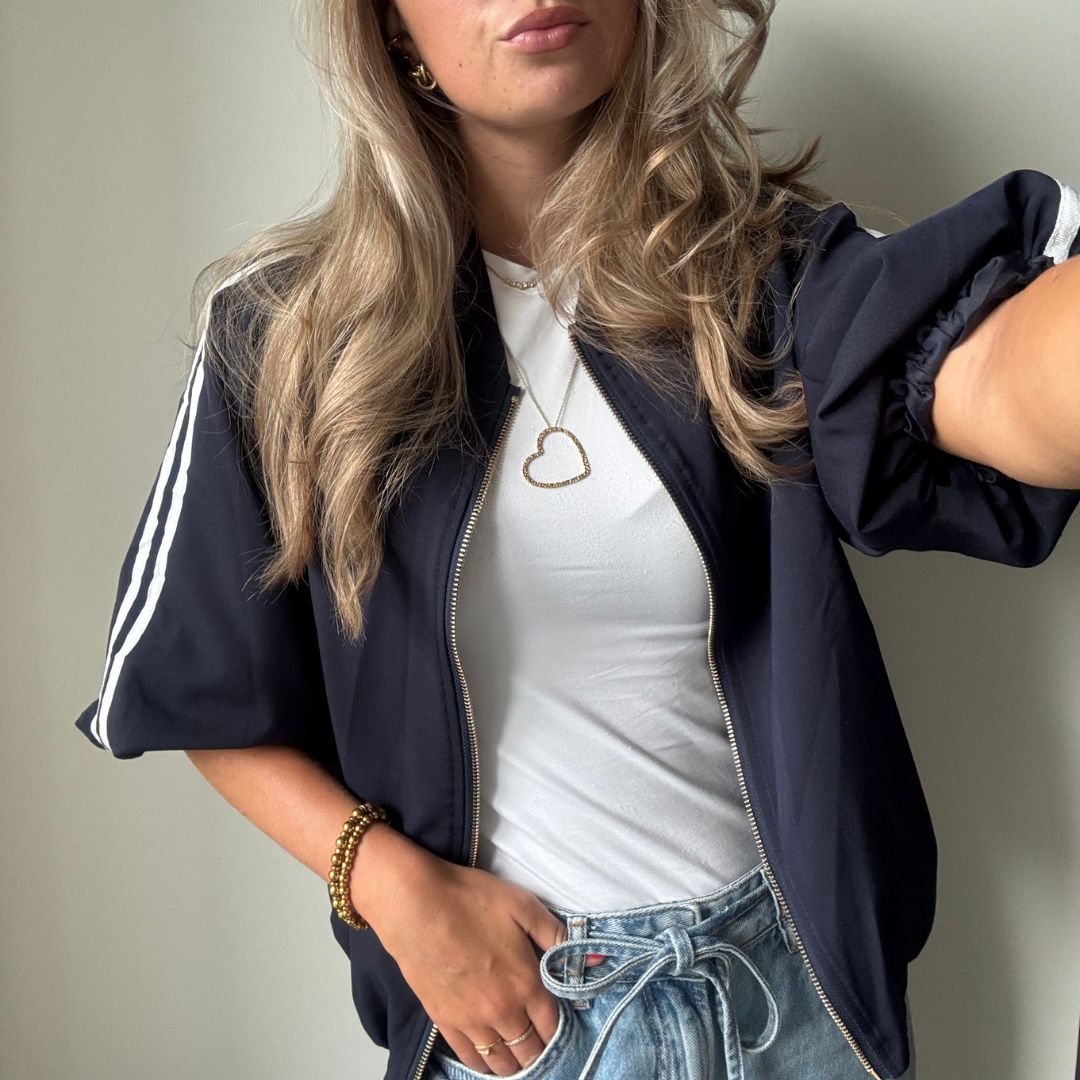VALERIE JASJE DONKERBLAUW