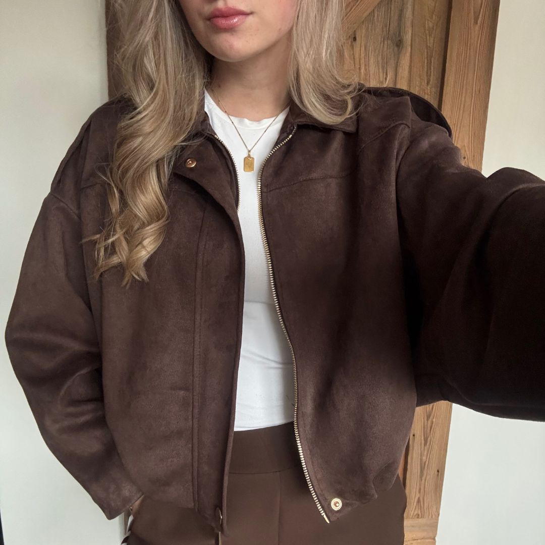 EVY JASJE DONKERBRUIN