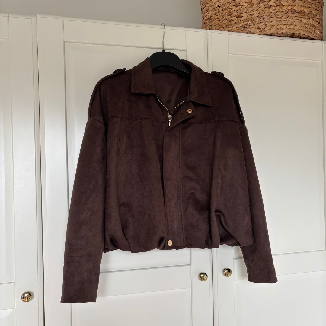 EVY JASJE DONKERBRUIN